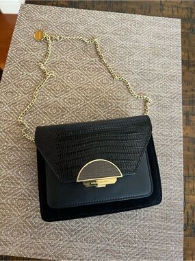 BCBGMAXAZRIA Elenora Shoulder
Bag or Waist bag
NWOT Black Suede